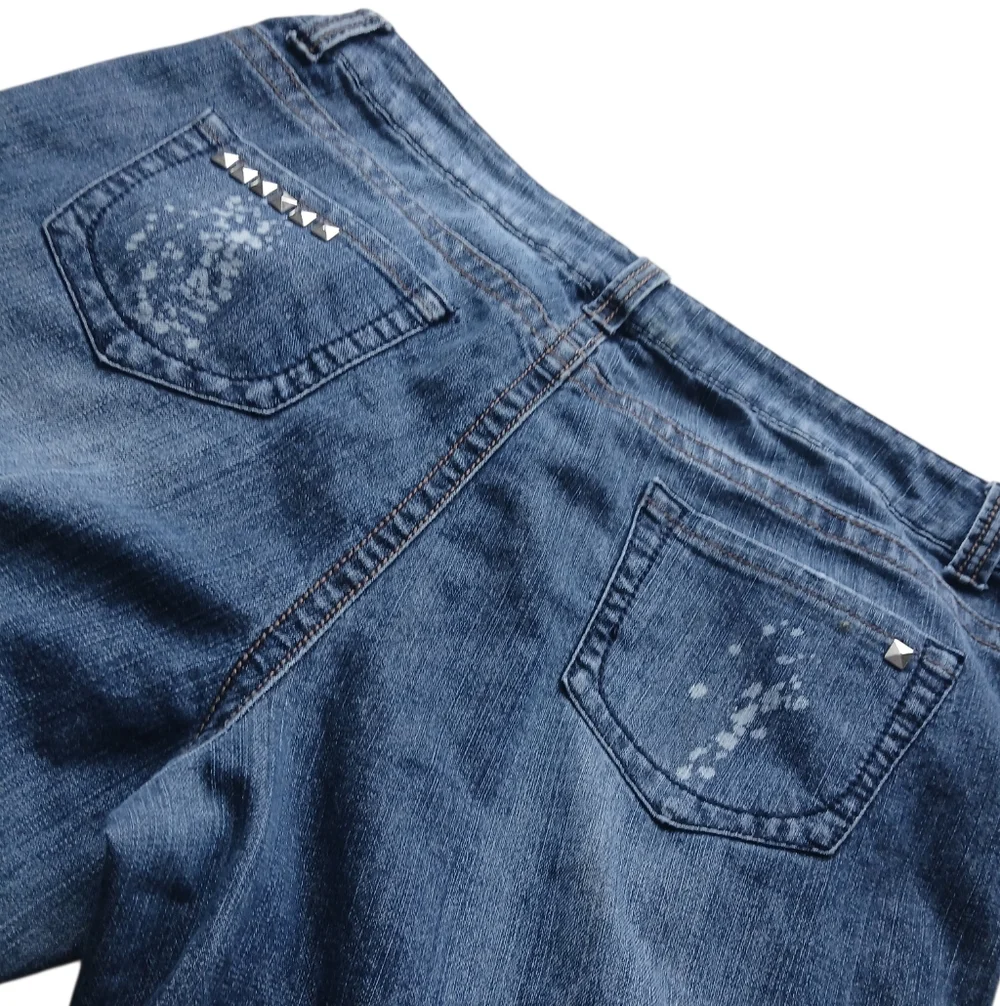 Apollo Jeans Women's Size 19/20 Relaxed Fit Distressed Denim